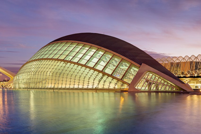 A unique building: Hemisphere Valencia